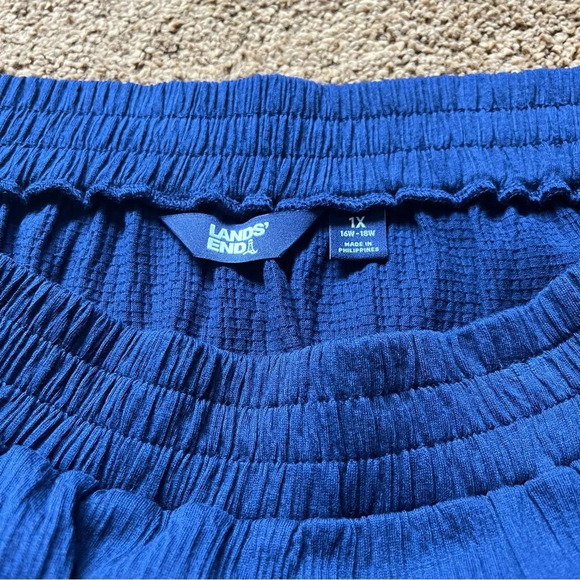 Lands End Flowy A-Line Skirt with Pockets - Picture 3 of 4